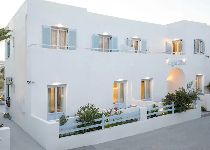 卡马利淡蓝之窗公寓 * Kamári