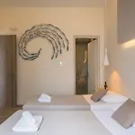 شقة لايت بلو ويندو كاماري Kamári