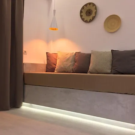 卡马利淡蓝之窗公寓 公寓 Kamári