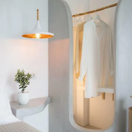 卡马利淡蓝之窗公寓 * Kamári